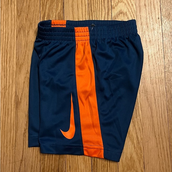 Nike Little Boys White Robot Tank Top and Navy Orange Shorts Set - Picture 2 of 3
